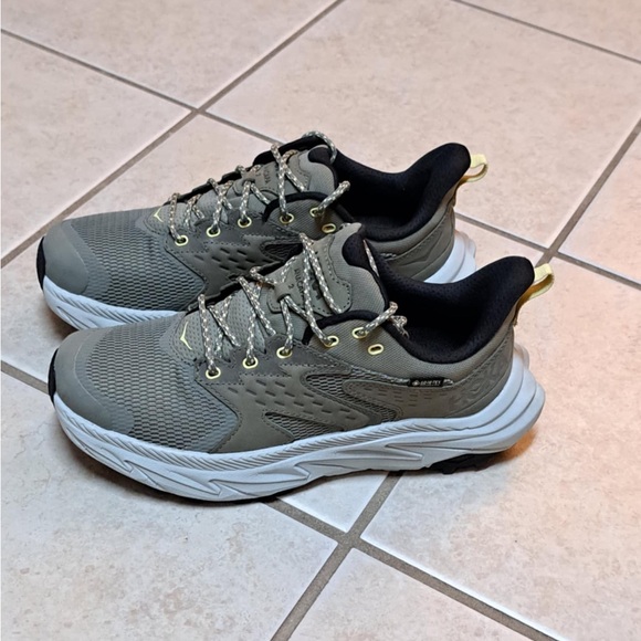HOKA - Anacapa 2 Low GTX (Gore-Tex) - Big Kids GS SIZE 6Y / Women's size 7.5